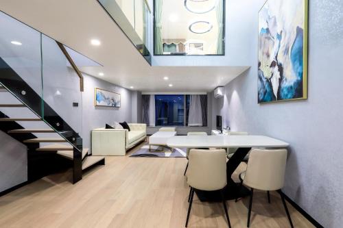 Longhua District Apartment | Shenzhen Fashion LOFT Apartment