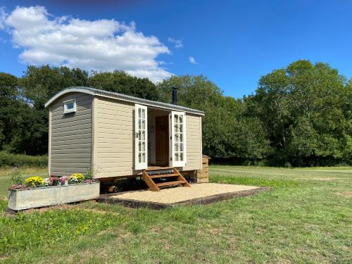 Lickfold House | Shepherd Hut 1