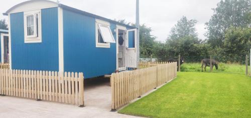 Enniskillen House | Shepherd Hut Enniskillen Blossom, Fermanagh