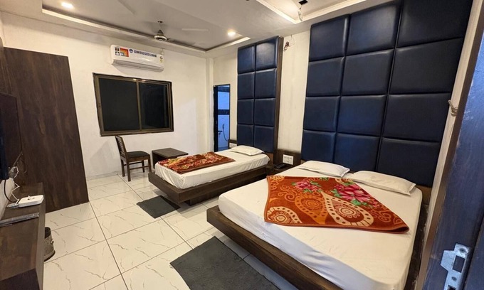 Abu Road Hotel | Shere Punjab Hotel & Restaurant
