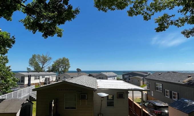 Sherkston Cottage | Sherkston Shores Resort - full lake view, large private lot, covered deck!