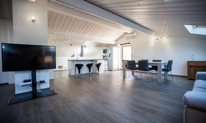 Cannes City Centre Apartment | Sherlock Loft by Connexion