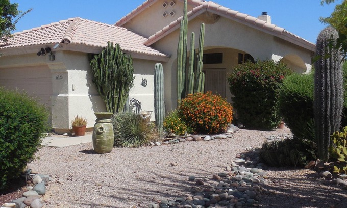 Rancho del Lago House | Shiatsu Shangri-La on World Class Golf Course!
