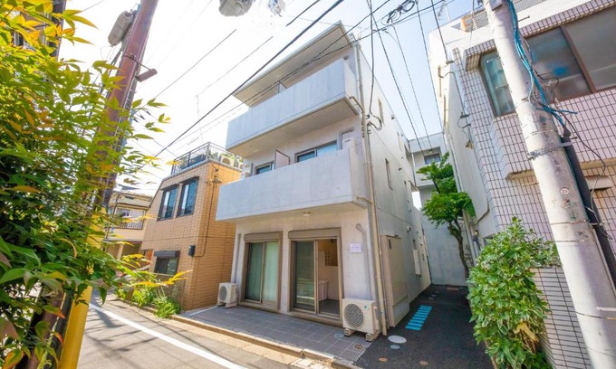 Shinjuku Apartment | Shinjuku Partenza