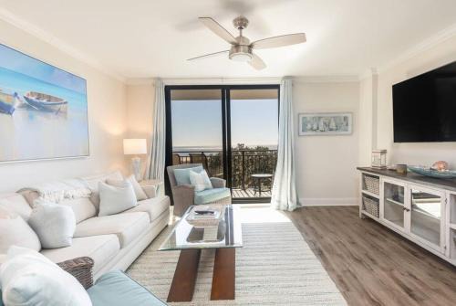 Isle of Palms Apartment | Shipwatch 418 - Luxury Oceanfront Penthouse in Isle of Palms