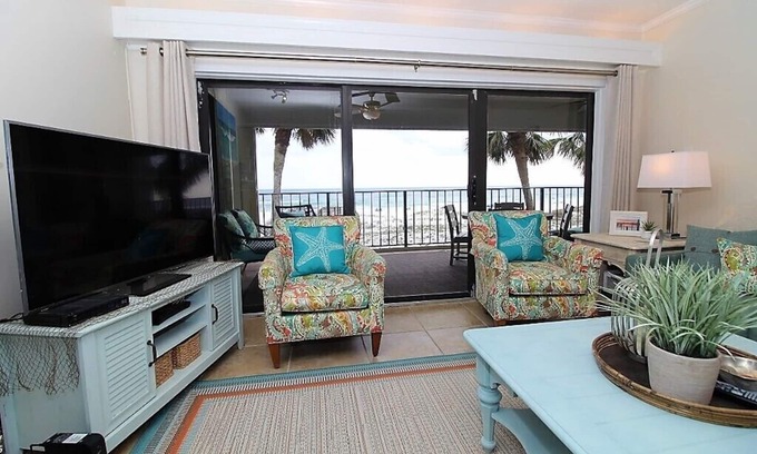 Ono Island Condo | Shipwatch A201-Beach Front!