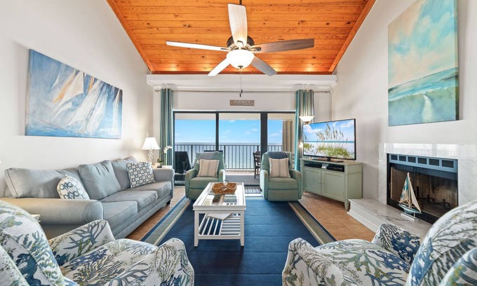 Ono Island Condo | Shipwatch A804 Penthouse -Beach Front Views from Terrace w/Coastal Interior!