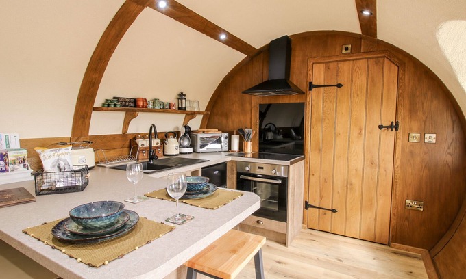 Little Hereford Cottage | Shire's End