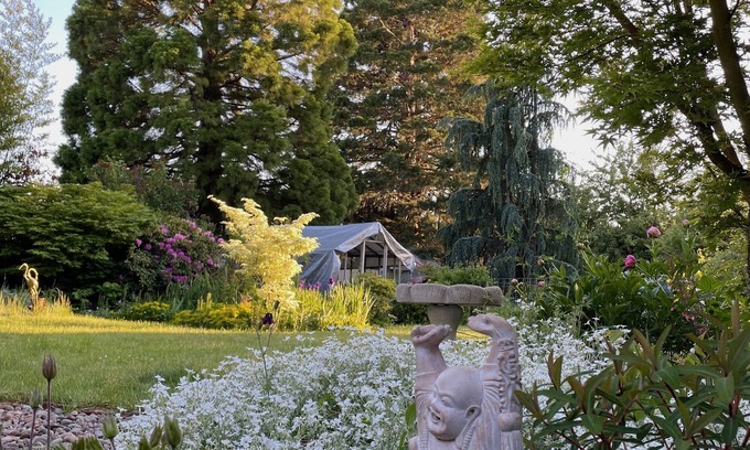 Corvallis Cottage | ShiShi's Cottage-Walk to OSU