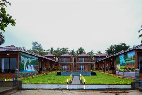 Murudeshwara Hotel | Shivani Sunset Bay Beach Resort