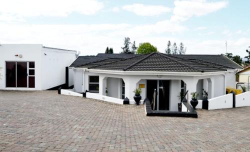 Umtata Bed & Breakfast | Shoes Guest House