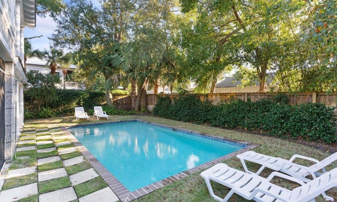 East Beach House | Shore am Happy - 4209 Eighth Street