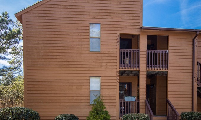 Northeast Virginia Beach Condo | Shore Breakaway Condo - Monthly Rental - Chic's Beach
