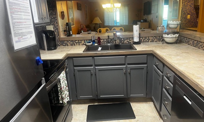 Myrtle Beach Condo | Shore Drive Gem! ! Book now for discounted rate for the last week in June