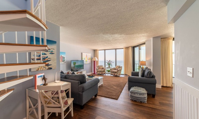 Panama City Beach Condo | Shore Fun Penthouse Edgewater 1202T2-Beachfront-Rooftop Deck-You're Shore to have Fun!