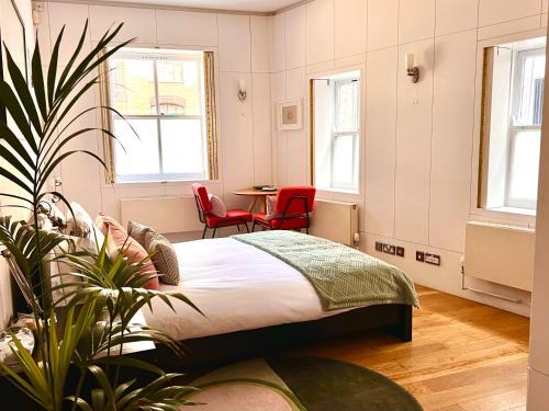 Shoreditch Apartment | Shoreditch Private Studio