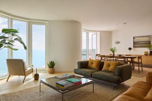 Folkestone House | Shoreline Beach House by Bloom Stays