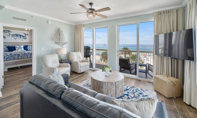Panama City Beach Condo | Shoreline @ Calypso - Beachfront West Corner - 3/3