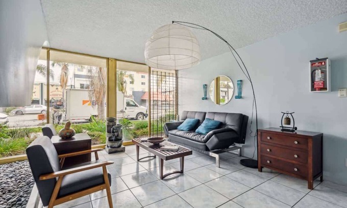 East Village Condo | Shoreline Retreat Sum