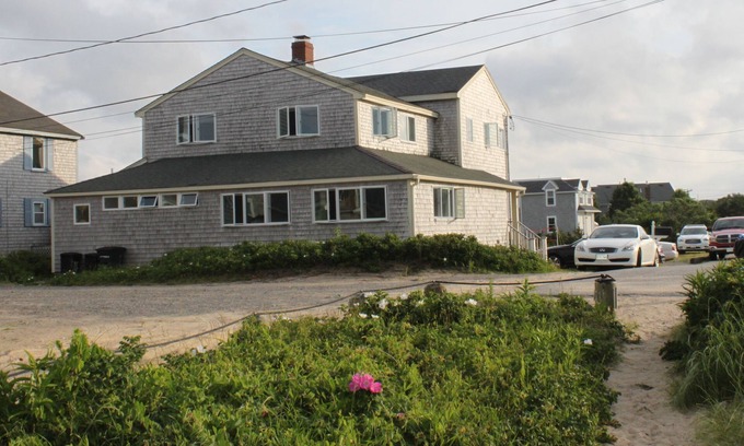 Ocean Bluff-Brant Rock House | Shoreline Serenity: Your Coastal Escape