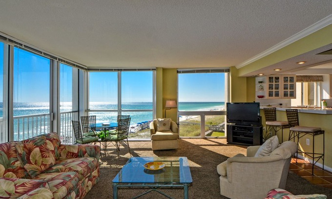 Holiday Isle Apartment | Shoreline Towers 1041 Stunning Emerald Green Water View and Amazing Sunsets.