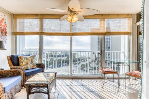 Holiday Isle Apartment | Shoreline Towers