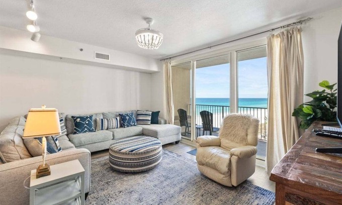 Long Beach Condo | Shores of Panama 727