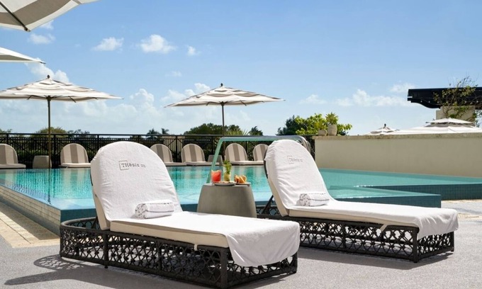 Coral Gables House | Short Drive to Art Deco Historic District! Parking, Pets Allowed, Rooftop Pool!