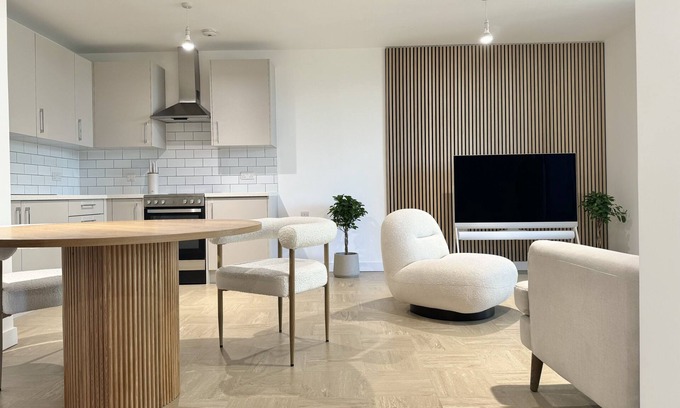 Fairfield Apartment | Short term apartment in London