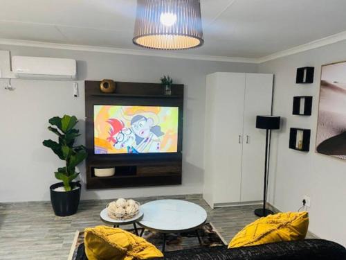 Bezuidenhout Valley Apartment | Short Term Rental Re-imagined