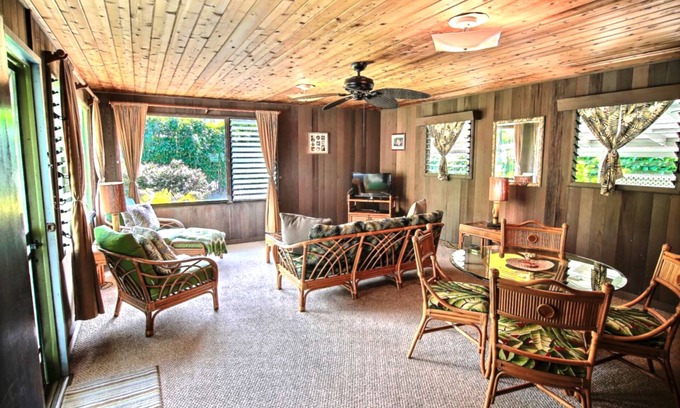 Hanalei House | Short walk 2 Hanalei Bay, beach and town, w/AC in bed rooms