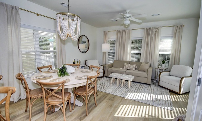 Santa Rosa Beach House | Short walk to 30A beaches! Beautifully renovated with two en suit. EV charger