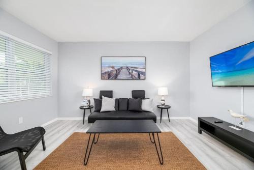 Wilton Manors Apartment | Short Walk to Wilton Drive Apt2