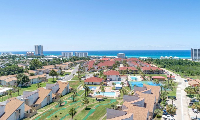 West Panama City Beach Condo | Shortest walk to the BEACH at Horizon South Resort!