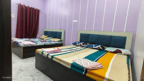 Faizabad House | Shree Ayodhya Dham Guest house 300 meter from Sri Ram temple and Hanuman Garhi temple free pick up from Ayodhya Dham junction , Ayodhya cantt railway station and airport