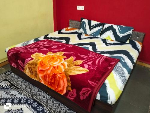 Ujjain Apartment | Shree Giriraj Home Stay