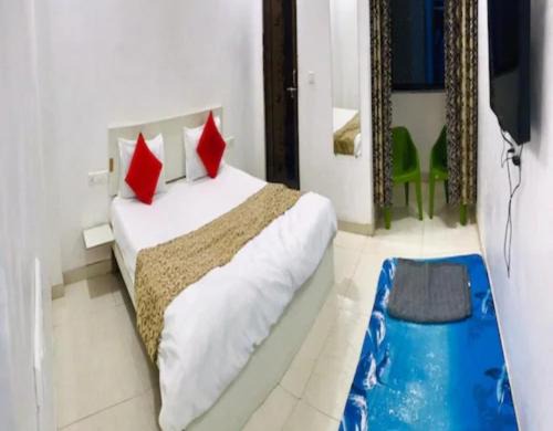 Central Area Hotel | Shree Kesar Inn