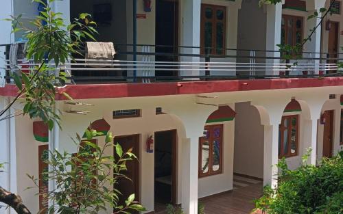Narainkoti Bed & Breakfast | Shri Sher Palace by StayApart