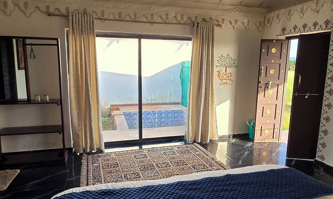 Bali Hotel | SHRIGO RESORT JAWAI