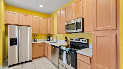 Kissimmee House | SHVCK3 - Coral Cay Resort #3 - 4 Bed 3 Baths Townhome