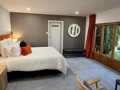 Greytown Bed & Breakfast | Shy Cottage and Studio