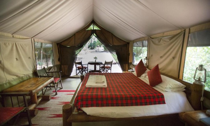 Maasai Mara Cabin | Siana Springs Tented Camp