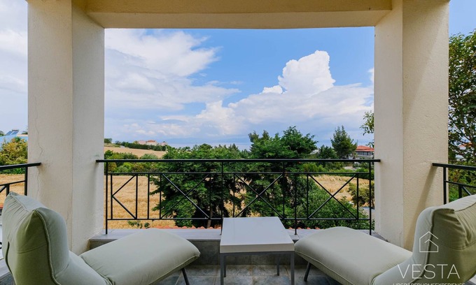 Afytos House | Siena 3-bdrm Maison with private garden, Afytos