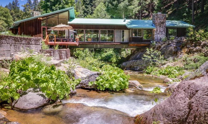 Downieville House | Sierra Bridge House