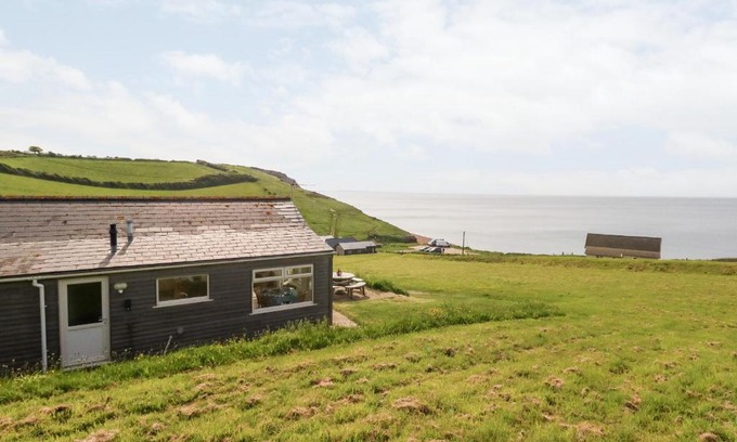 Eype House | Siesta Chalet