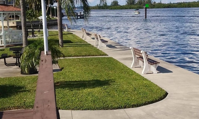 Siesta Key Condo | Siesta Key Beach Within Walking Distance. #1 Beach Intercoastal Condo.