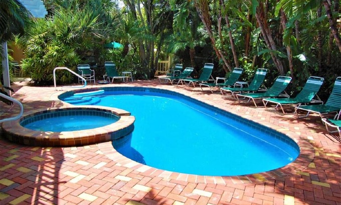 Siesta Key Apartment | Siesta Palms By the Beach
