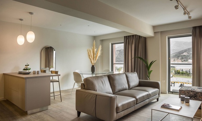 Argostoli Town Apartment | Signature Suite-2 bedroom-Sea View/95m²