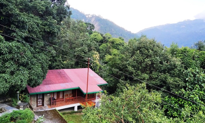 Kaul House | Silent Valley Alchauna along beautiful River