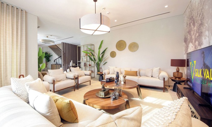 Abu Dhabi Villa | Silk Valley - Modern 4B + maid's room with private swimming pool & beach access